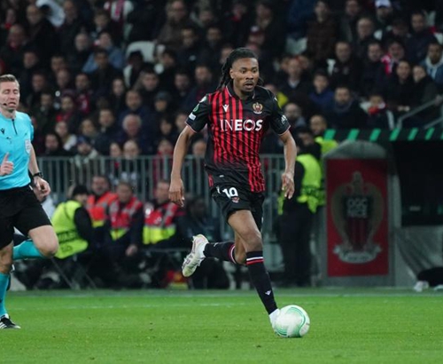 [中超]达万禁区内送回敲 曹永竞世界波破门