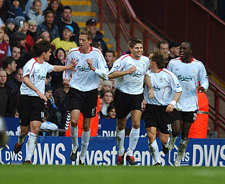 东契奇表现不佳 雷迪克直言需减少出手